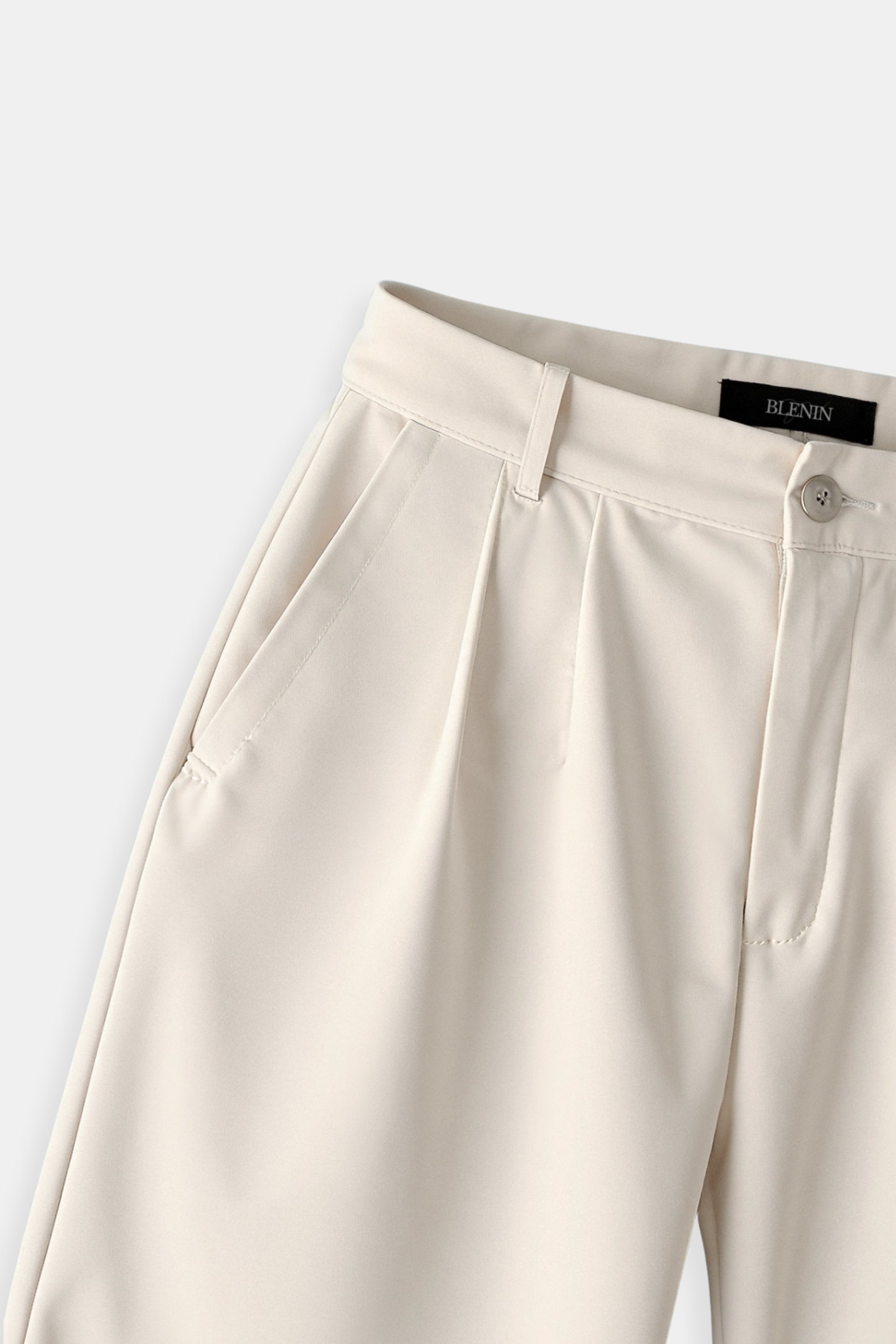 Rebeca Pleated Trousers | Elegant & Versatile for Adults