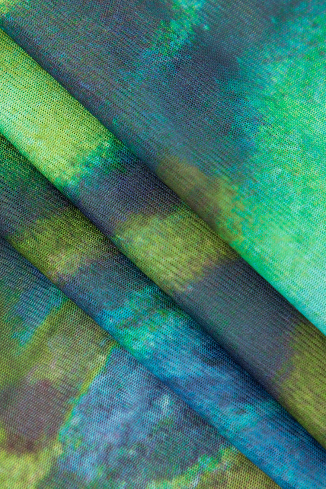 Zena | Fashion-Forward Abstract Print Two-Piece Set