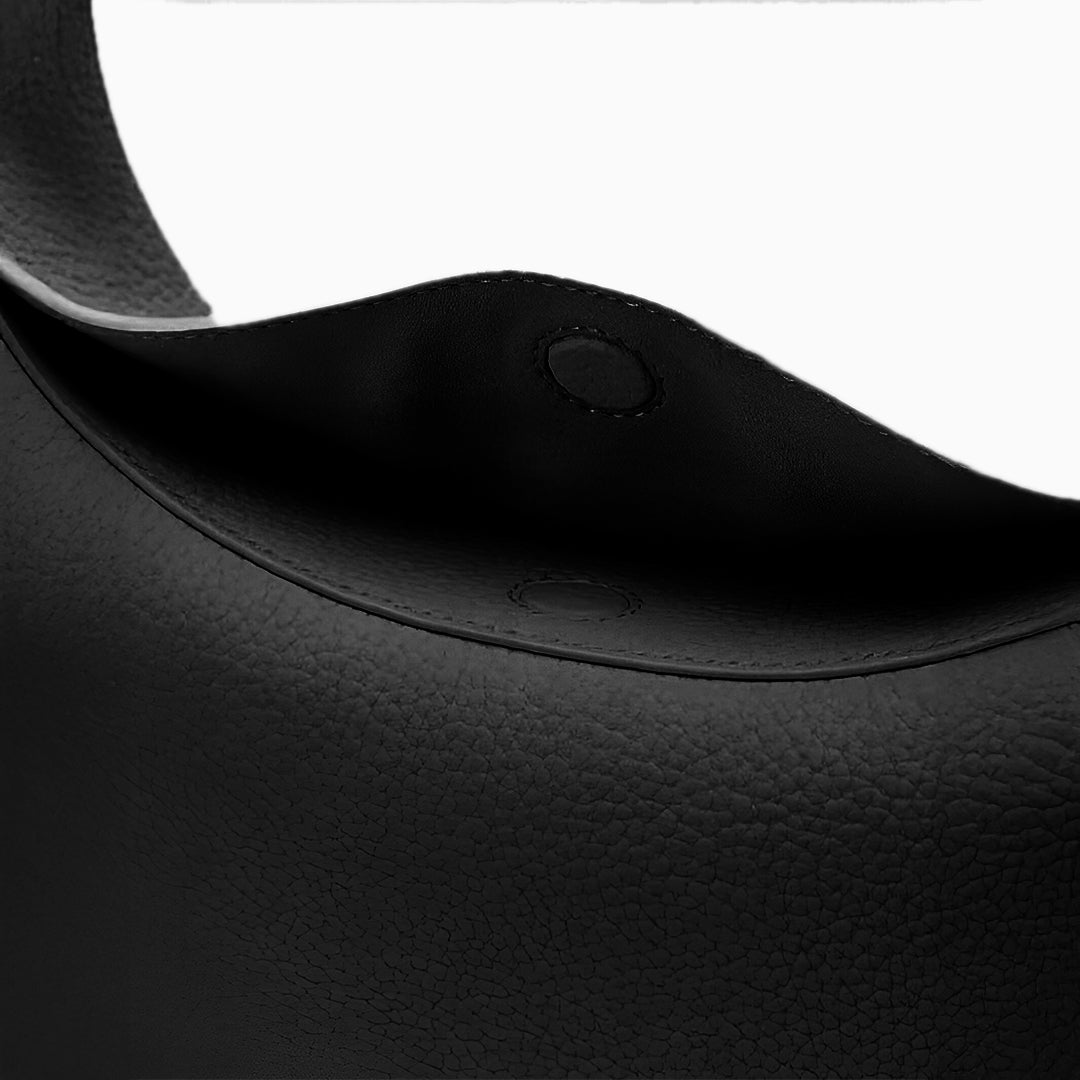 Lea | Women's Textured Leather Shoulder Bag