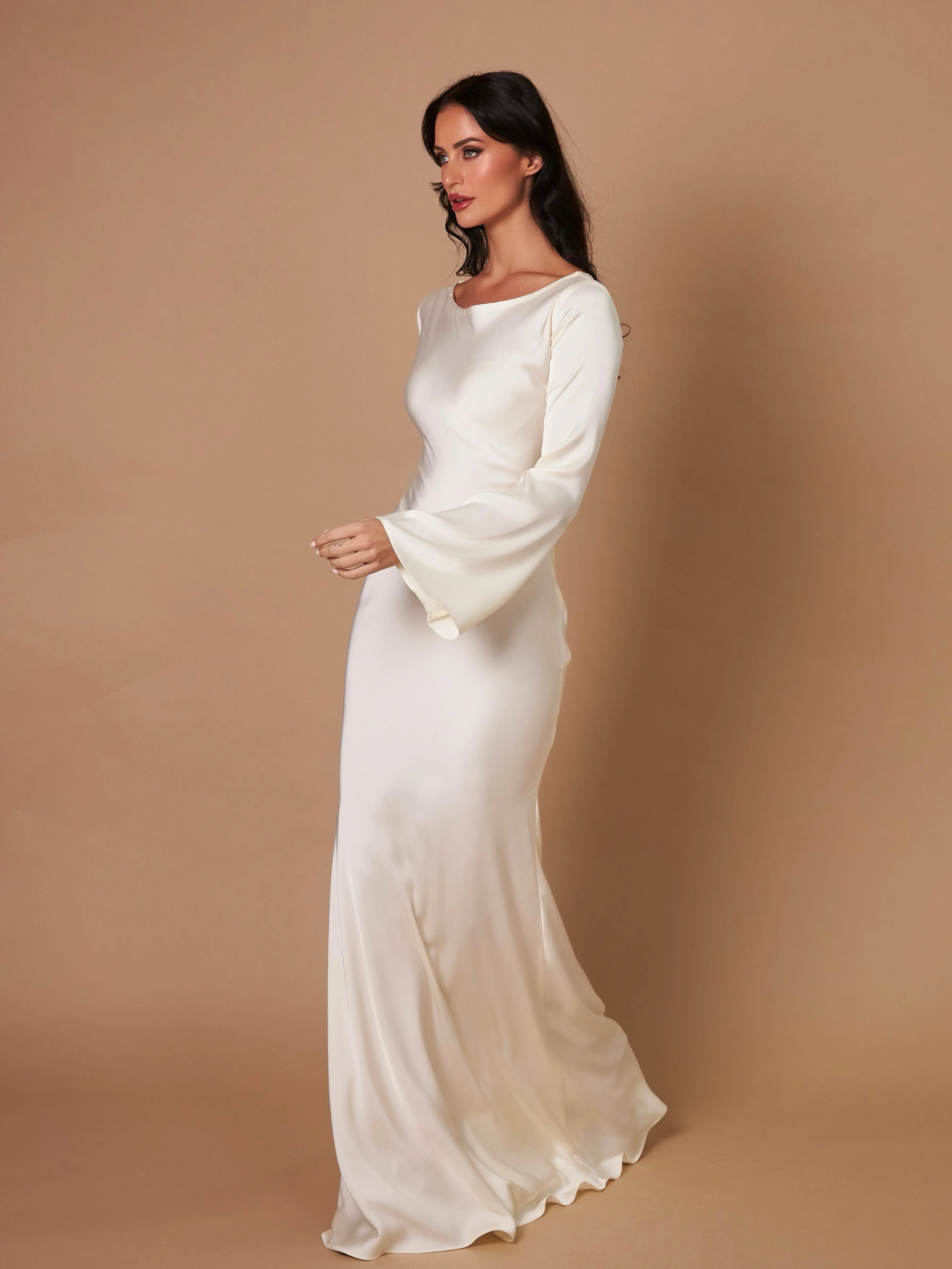 Leda | Elegant Women's Bell Sleeve Maxi Dress