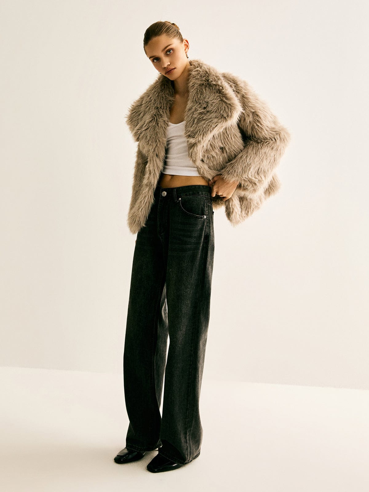 Vernetta | Women Faux Fur Jacket