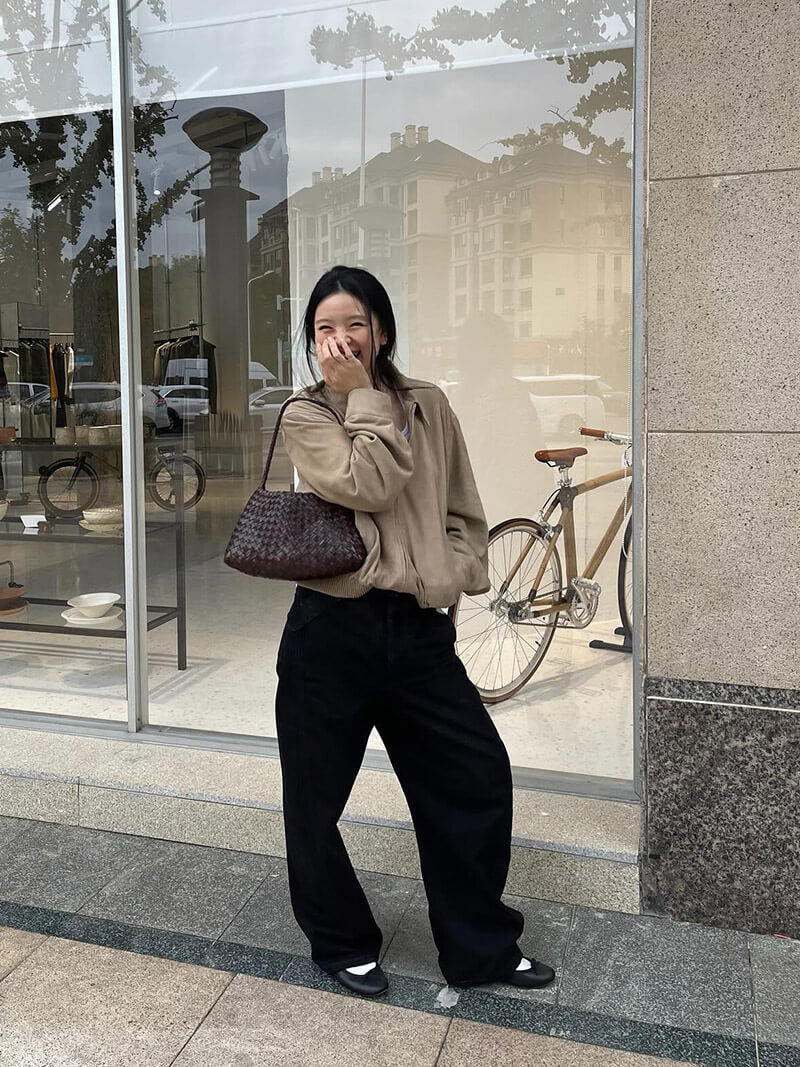 Deasia | Fashion-conscious individuals Shoulder Bag