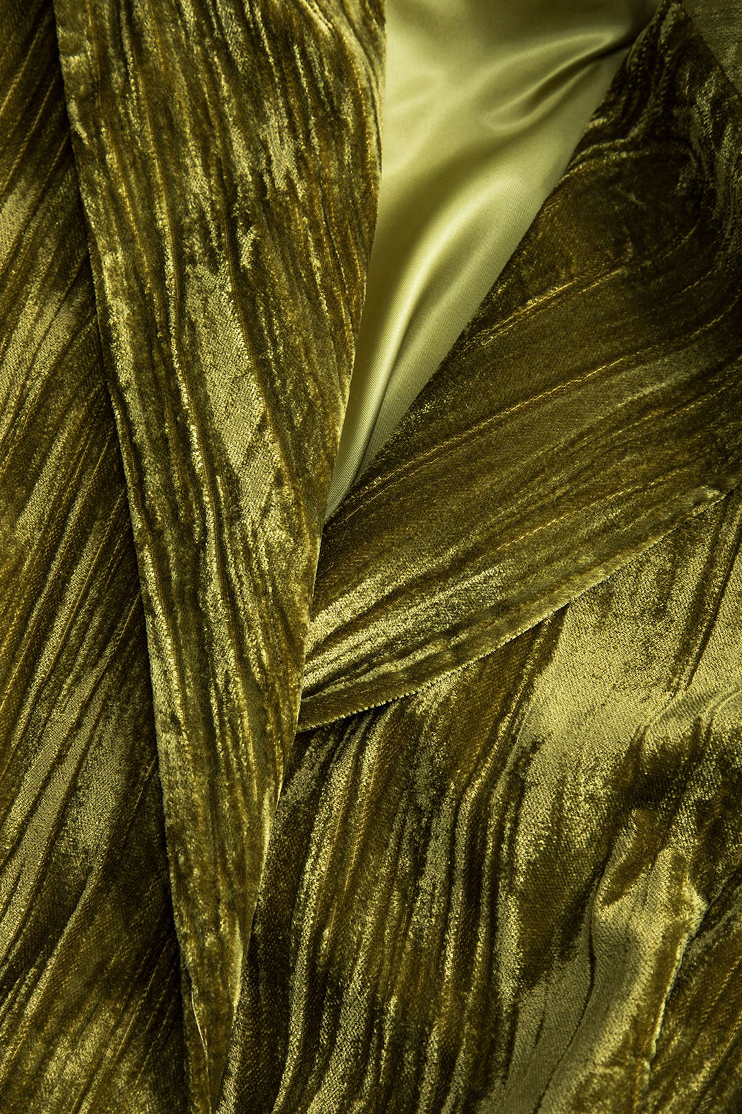 Teegan | Women's Crushed Velvet Tie-Waist Blazer