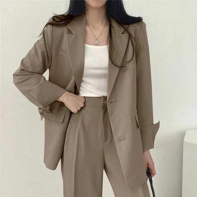 Abby | Women's Notched Lapel Blazer & Tailored Trousers Suit Set