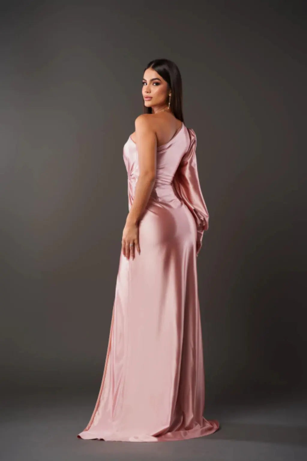 Arionna | Elegant Women's One-Shoulder Evening Gown