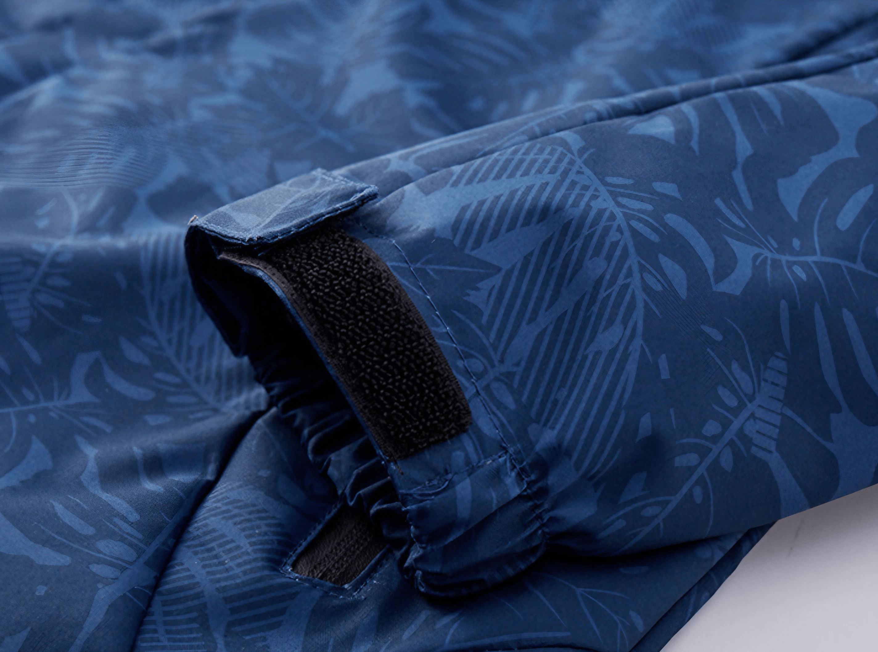 Shaan | Men's Lightweight Hooded Jacket