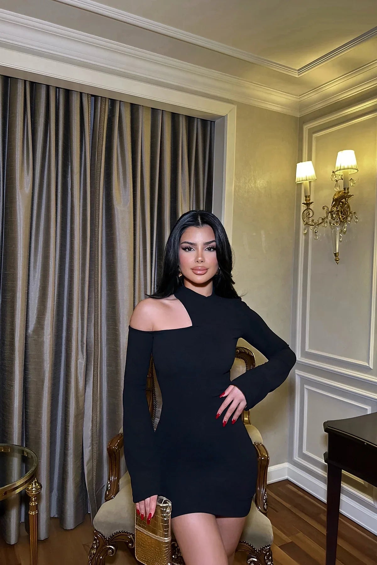 Alda | Elegant Women's Asymmetrical One-Shoulder Bodycon Mini Dress