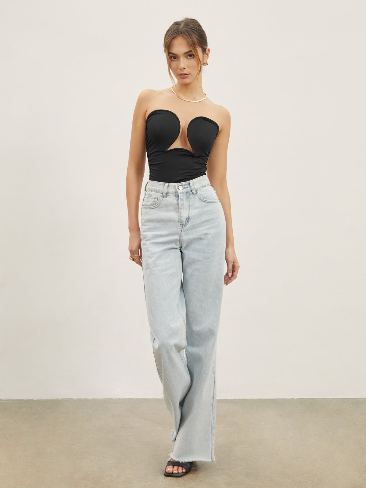 Neta | Fashion-Forward Strapless Bustier Top
